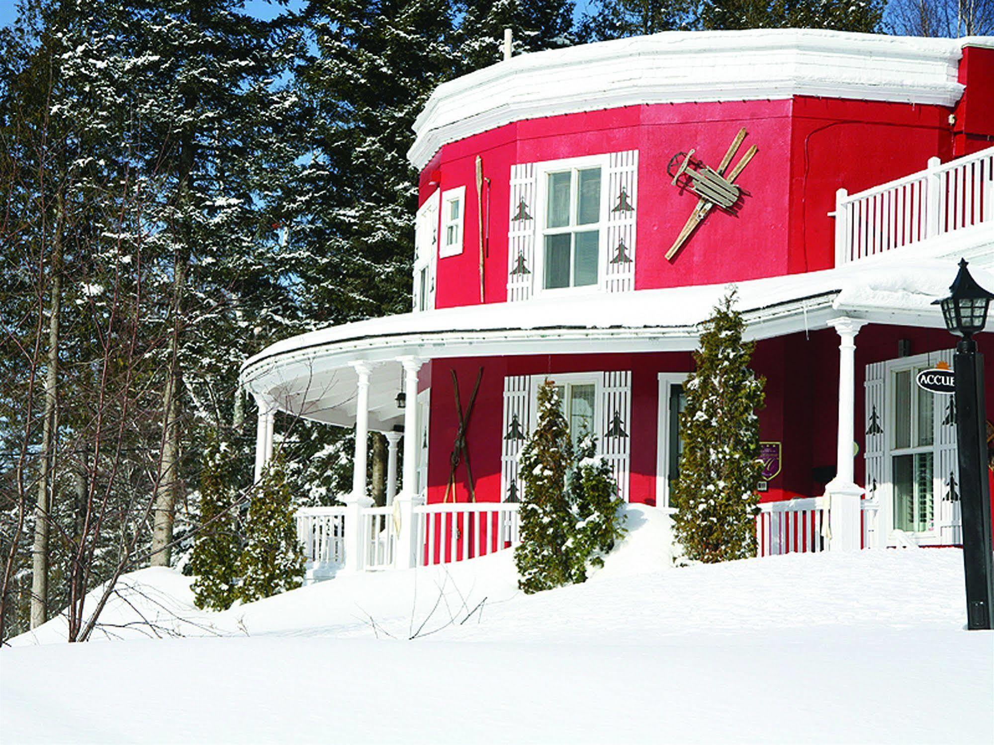 Auberge De La Tour Du Lac 생트 아가트 데 몽 외부 사진