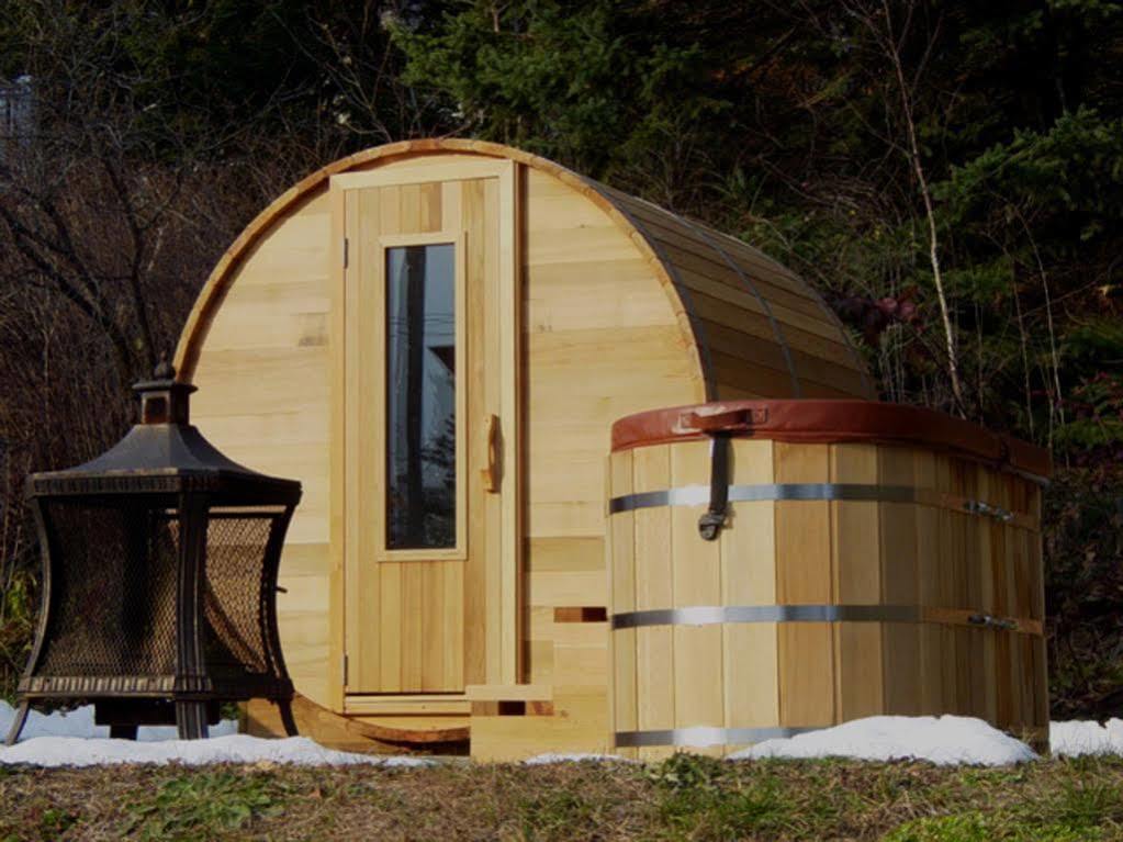 Auberge De La Tour Du Lac 생트 아가트 데 몽 외부 사진