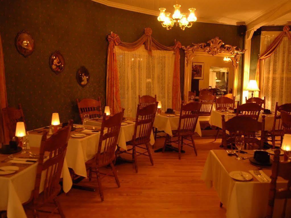 Auberge De La Tour Du Lac 생트 아가트 데 몽 외부 사진