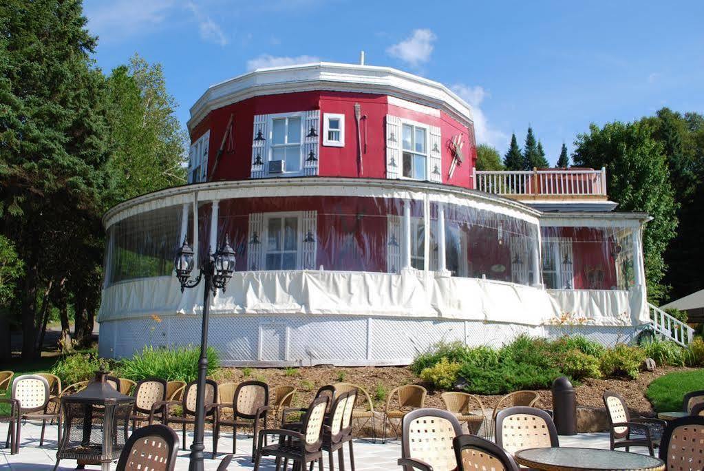 Auberge De La Tour Du Lac 생트 아가트 데 몽 외부 사진